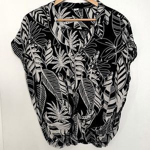 OLD NAVY - Tie-front top